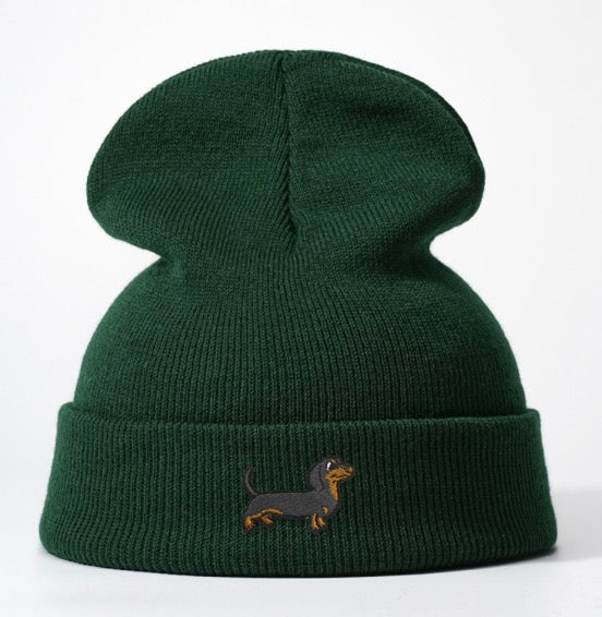 Dachshund Beanie Hat – Embroidered Wiener Dog Knit Cap for Dog Lovers (Unisex, Green)