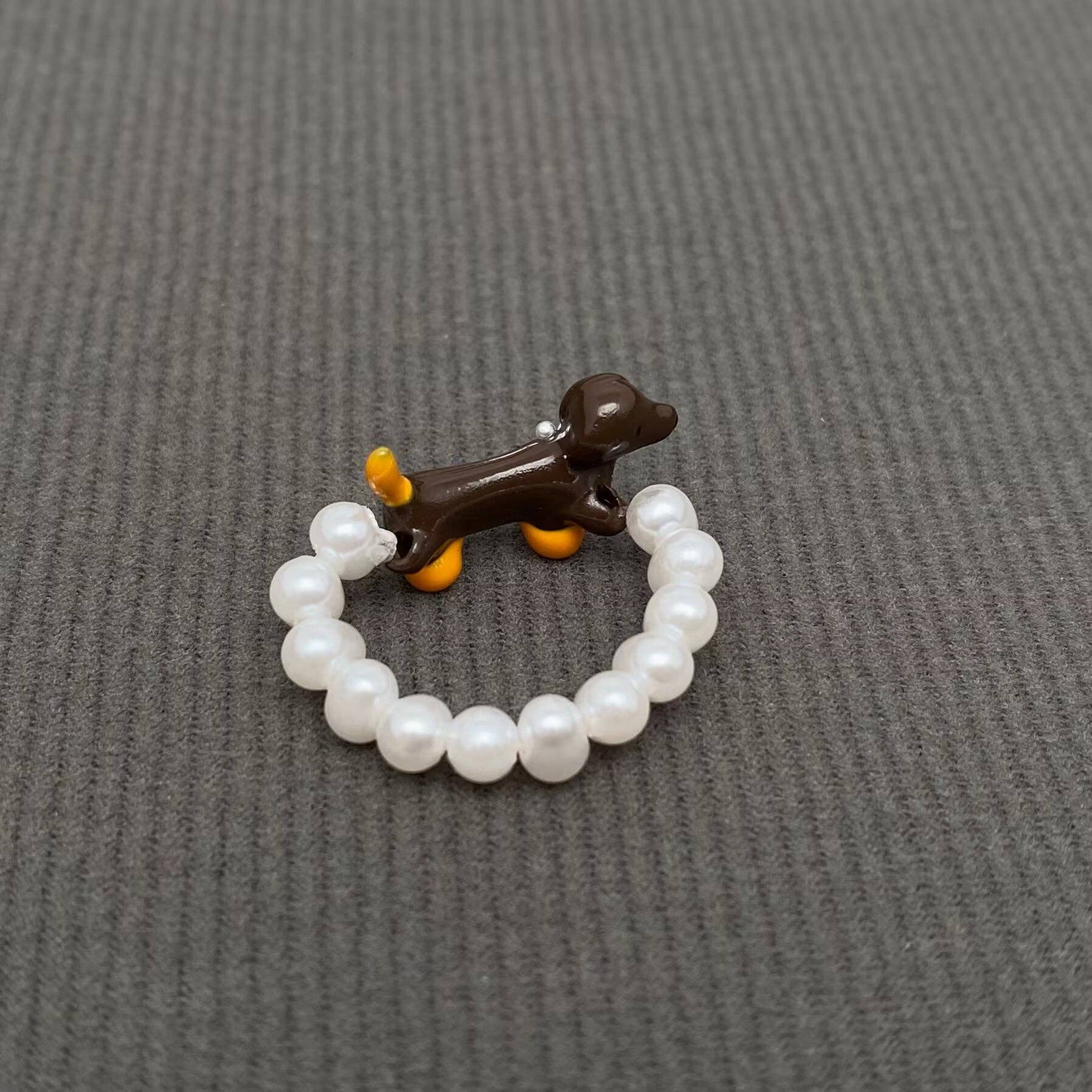 Ceramic Dachshund Dog Pearl Beaded Elastic Ring - YK